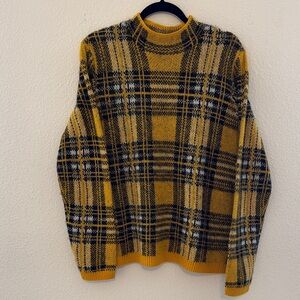 Apt. 9 Yellow and Black Plaid Women's Crewneck Sweater